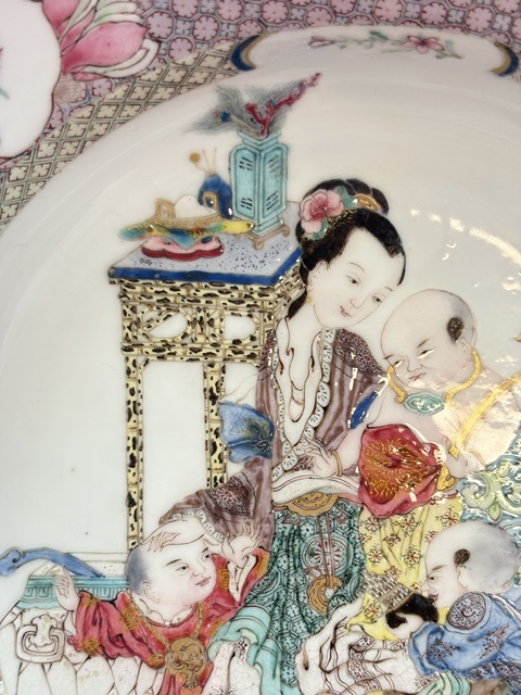 古玩陶瓷清雍正 廣琺瑯人物紋折沿盤真品鑒賞圖
