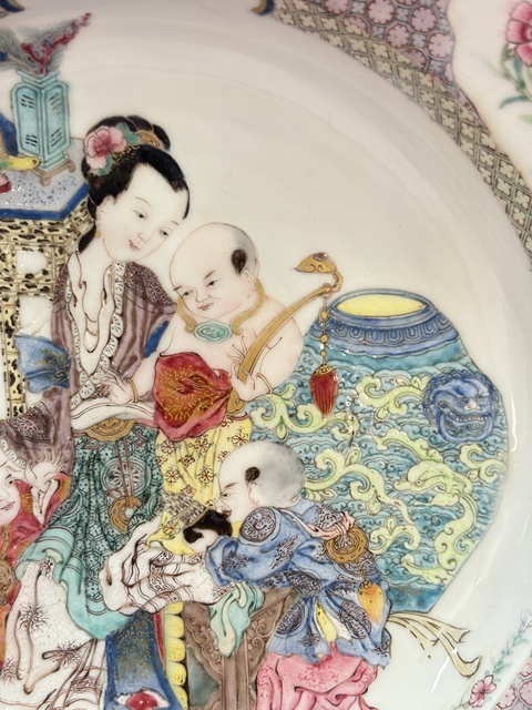 古玩陶瓷清雍正 廣琺瑯人物紋折沿盤真品鑒賞圖