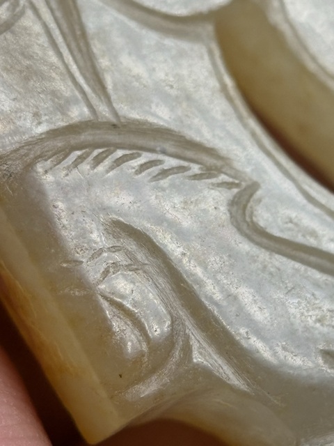 古玩玉器西漢白玉紅沁龍佩真品鑒賞圖