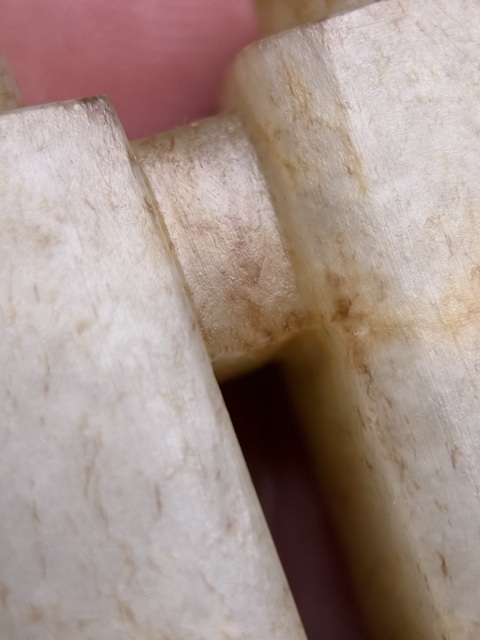 古玩玉器中古白玉紅沁雙勝真品鑒賞圖