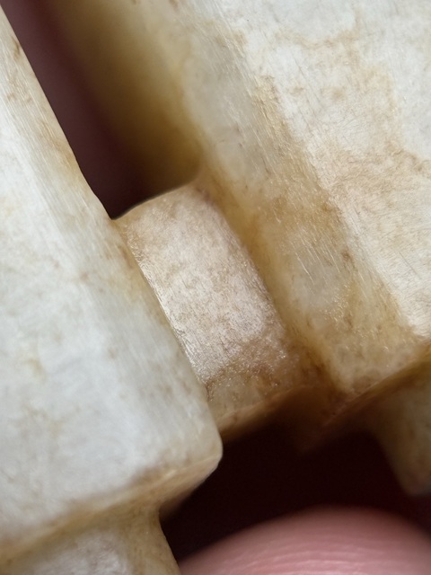 古玩玉器中古白玉紅沁雙勝真品鑒賞圖