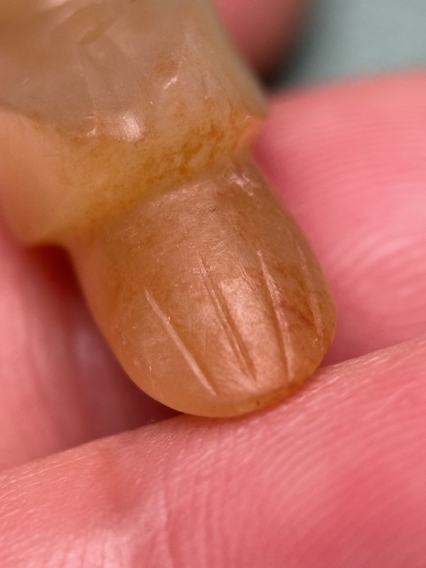 古玩玉器東漢黃玉紅沁鴿子真品鑒賞圖