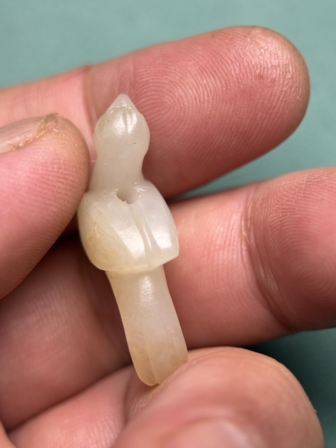 古玩玉器東漢紅沁白玉鴿子真品鑒賞圖