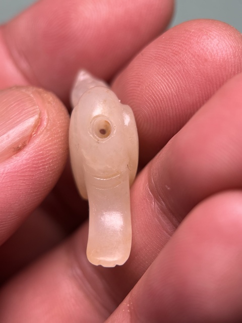 古玩玉器東漢紅沁白玉鴿子真品鑒賞圖