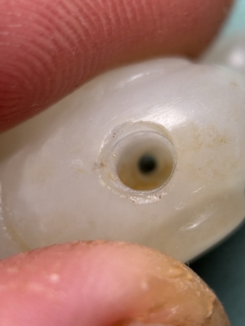 古玩玉器東漢紅沁白玉鴿子真品鑒賞圖