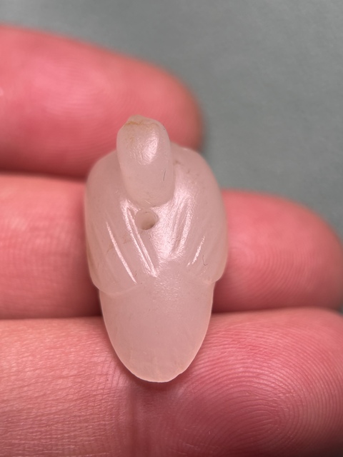 古玩玉器東漢一級(jí)白玉紅沁鴿子真品鑒賞圖