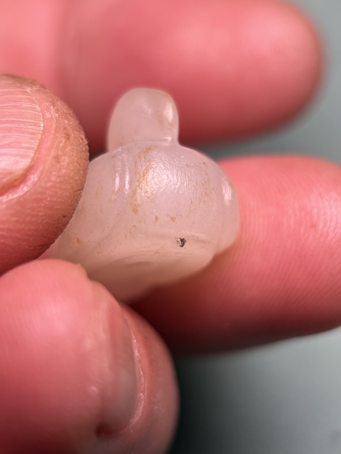 古玩玉器東漢一級(jí)白玉紅沁鴿子真品鑒賞圖