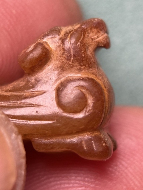 古玩玉器春秋紅沁鳳墜真品鑒賞圖