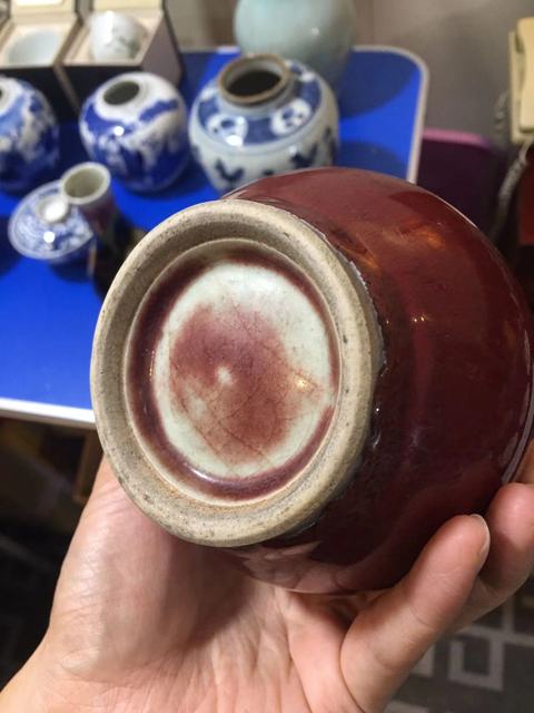 古玩陶瓷郎紅釉撇口瓶真品鑒賞圖
