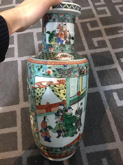 古玩陶瓷人物紋五彩棒槌瓶真品鑒賞圖
