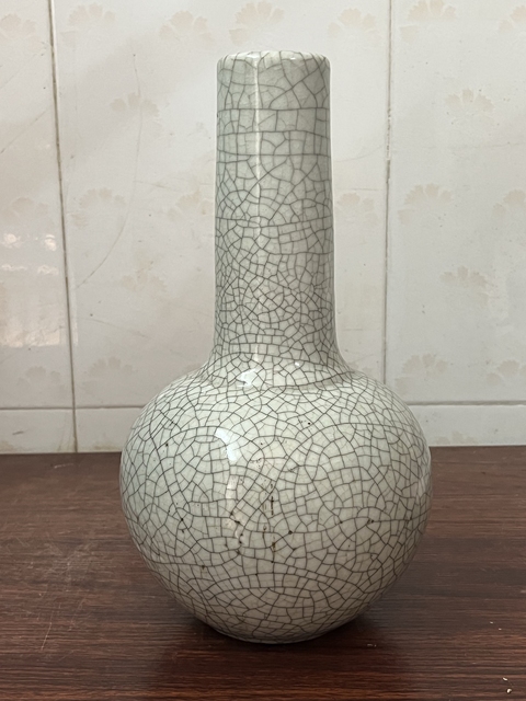 古玩陶瓷哥釉天球瓶真品鑒賞圖