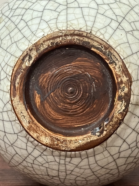 古玩陶瓷哥釉天球瓶真品鑒賞圖