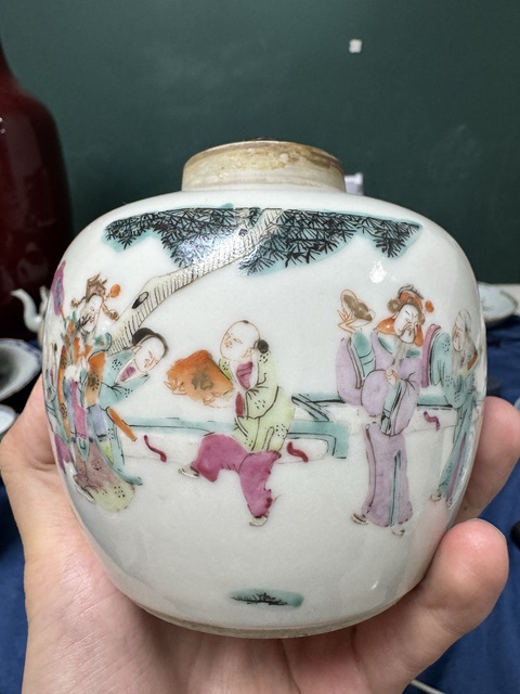 古玩陶瓷粉彩罐真品鑒賞圖