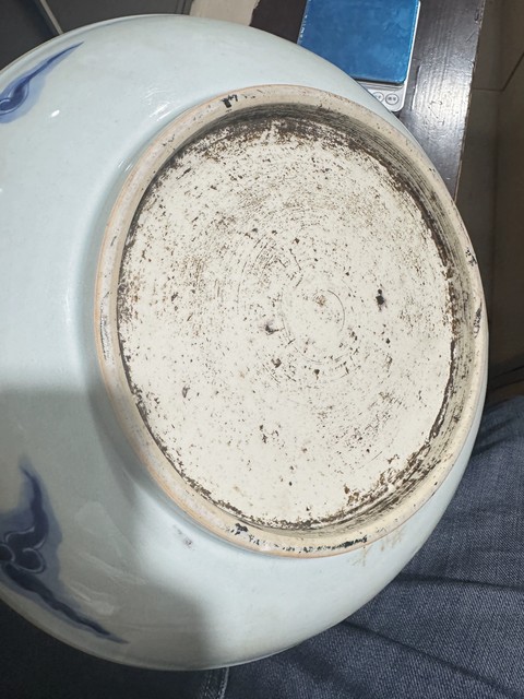 古玩陶瓷青花過墻龍紋盤真品鑒賞圖