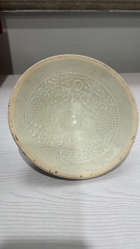 古玩陶瓷青白釉娃娃碗真品鑒賞圖