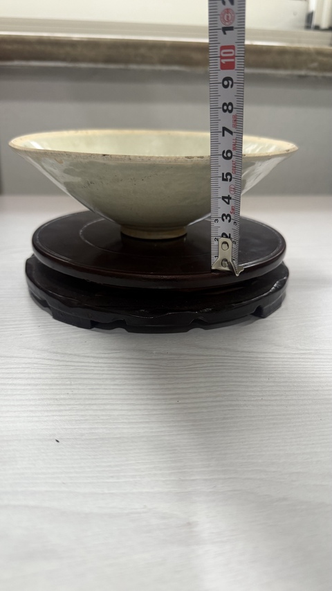 古玩陶瓷青白釉娃娃碗真品鑒賞圖