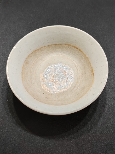 古玩陶瓷白釉盞真品鑒賞圖