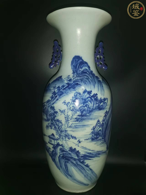 古玩陶瓷晚清青花山水瓶真品鑒賞圖