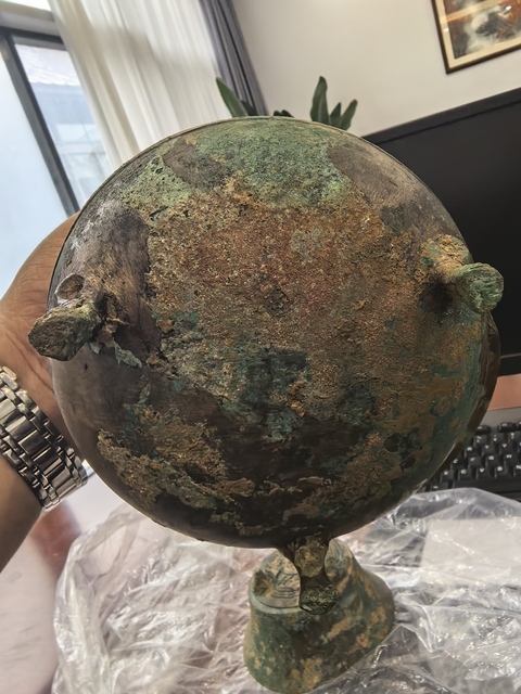 古玩銅器青銅銗鏤真品鑒賞圖