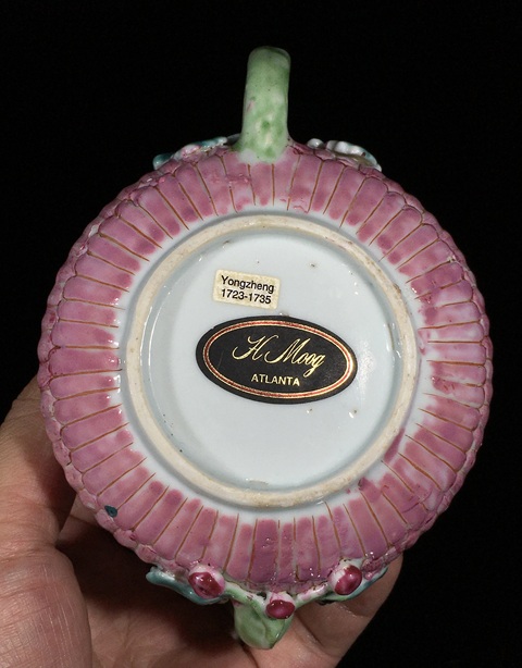 古玩陶瓷粉彩花卉堆塑壺真品鑒賞圖
