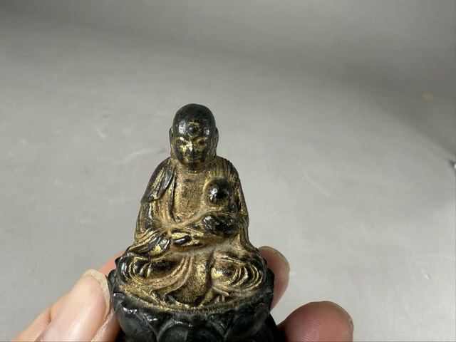 古玩銅器銅造像真品鑒賞圖