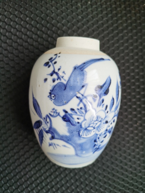 古玩陶瓷花鳥紋青花罐真品鑒賞圖