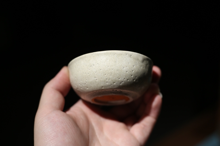 古玩陶瓷龍泉青瓷紅磚胎臥足盞真品鑒賞圖