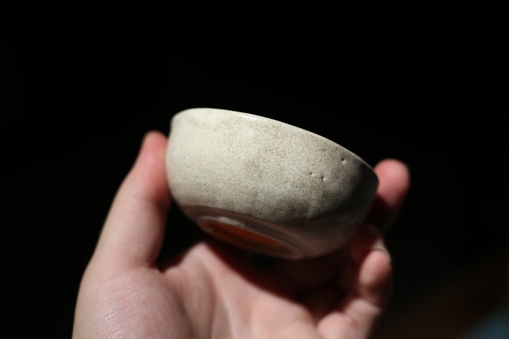 古玩陶瓷龍泉青瓷紅磚胎臥足盞真品鑒賞圖