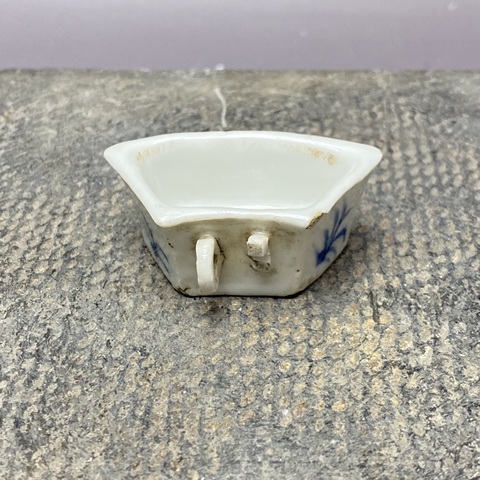 古玩陶瓷晚清扇面型青花鳥食碗真品鑒賞圖