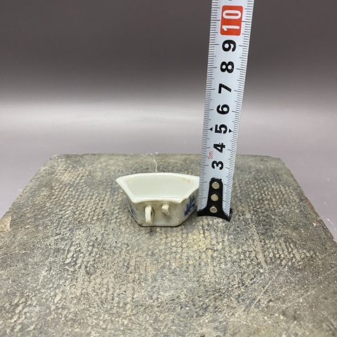 古玩陶瓷晚清扇面型青花鳥食碗真品鑒賞圖