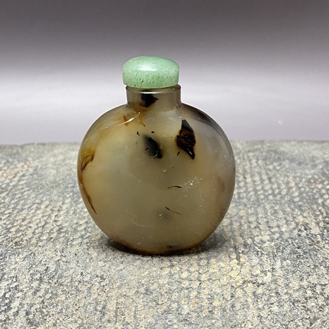 古玩陶瓷鼻煙壺真品鑒賞圖