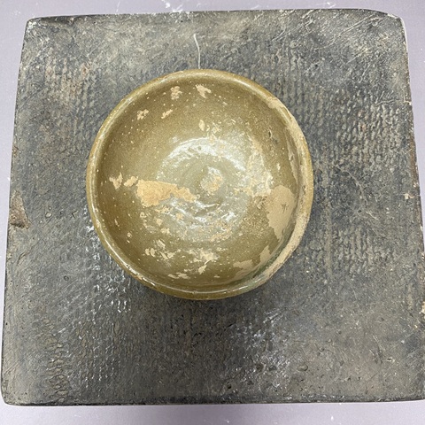 古玩陶瓷龍泉窯青釉杯真品鑒賞圖