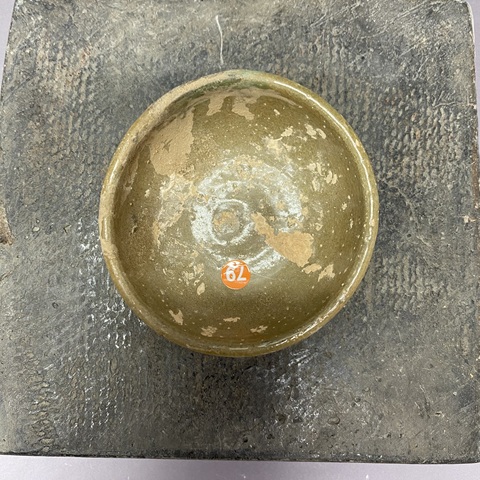古玩陶瓷龍泉窯青釉杯真品鑒賞圖