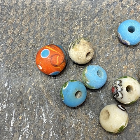 古玩陶瓷清代琉璃珠真品鑒賞圖