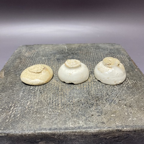 古玩陶瓷白釉小酒盅真品鑒賞圖