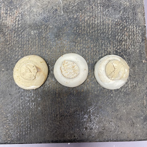 古玩陶瓷白釉小酒盅真品鑒賞圖