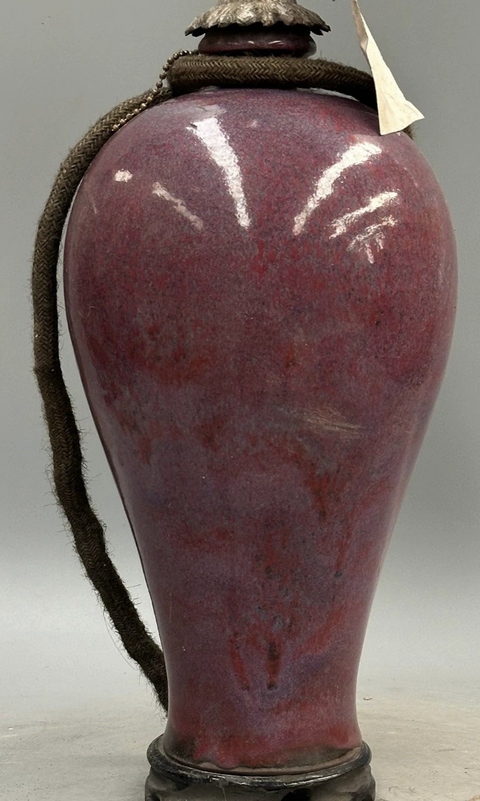 古玩陶瓷紅釉梅瓶真品鑒賞圖