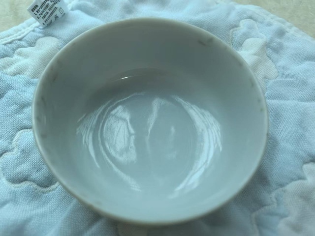 古玩陶瓷花卉紋碗真品鑒賞圖