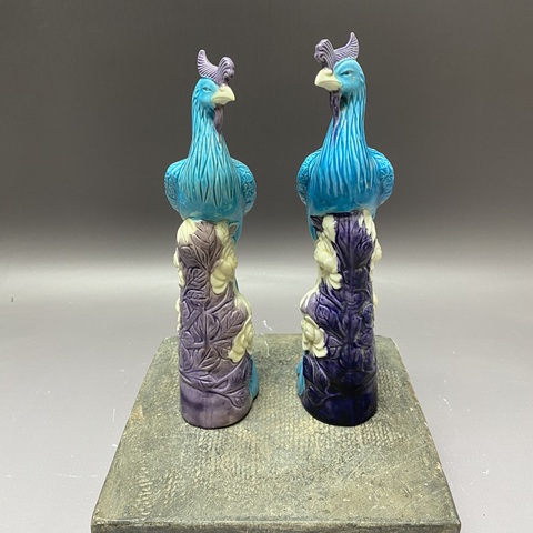 古玩陶瓷鳳凰牡丹孔雀藍(lán)釉擺件真品鑒賞圖