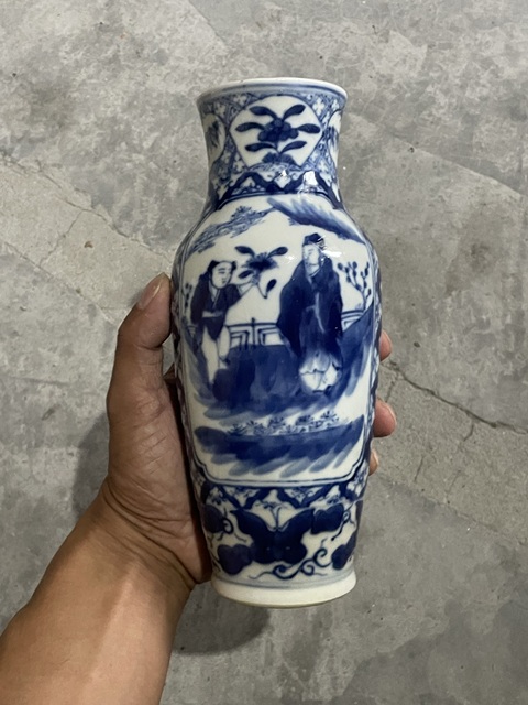 古玩陶瓷青花四愛(ài)圖撇口瓶真品鑒賞圖