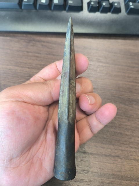古玩銅器漢代矛頭真品鑒賞圖