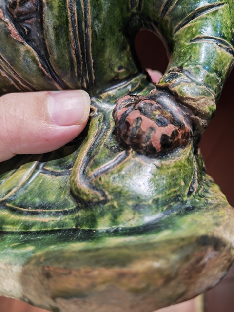 古玩陶瓷三彩人物俑真品鑒賞圖