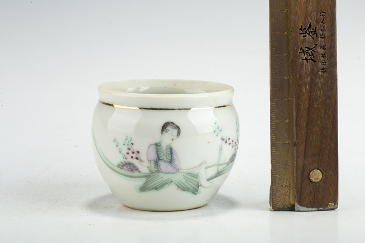 古玩陶瓷民國·粉彩桃花仕女圖小水缸真品鑒賞圖