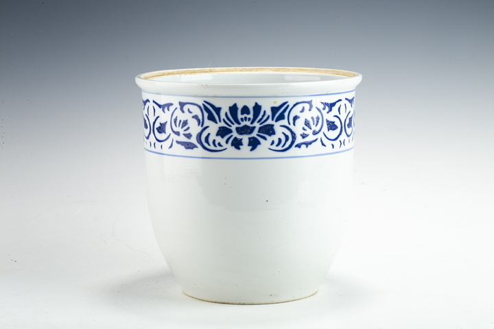 古玩陶瓷創匯·釉下彩花卉紋缸真品鑒賞圖