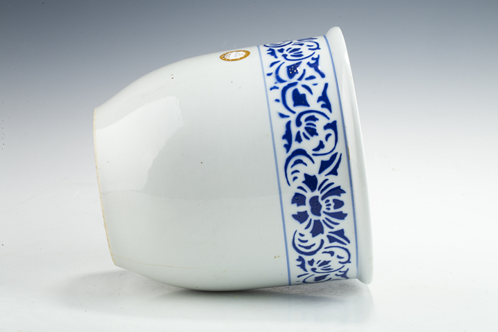 古玩陶瓷創匯·釉下彩花卉紋缸真品鑒賞圖