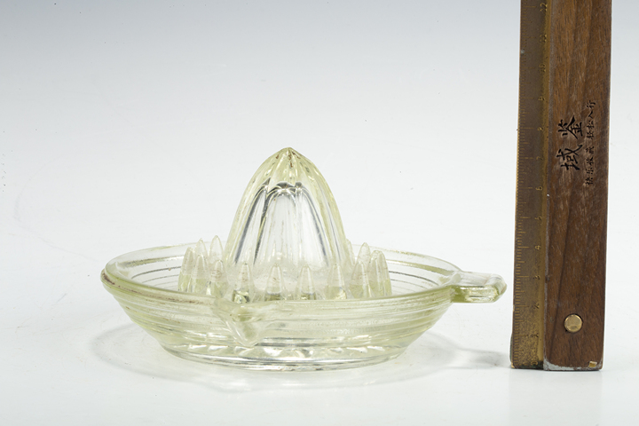 古玩雜項民國·玻璃榨汁器真品鑒賞圖