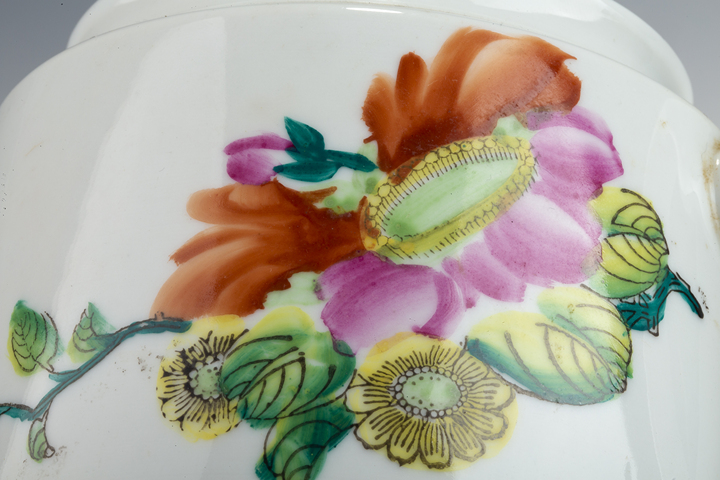 古玩陶瓷70、80年代·粉彩花卉紋茶壺真品鑒賞圖