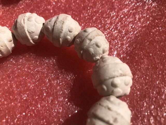 古玩陶瓷宋代.瓷珠手串拍賣,當前價格0元