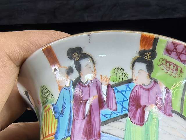 古玩陶瓷清中期廣彩人物故事菖蒲盆。真品鑒賞圖