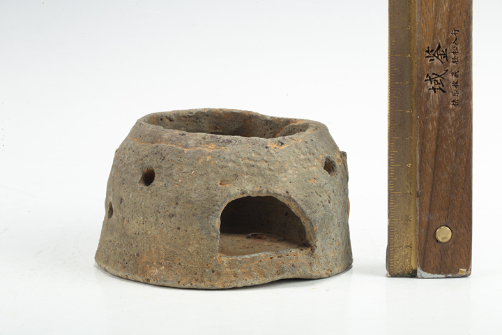 古玩陶瓷明以前·繩紋陶灶真品鑒賞圖